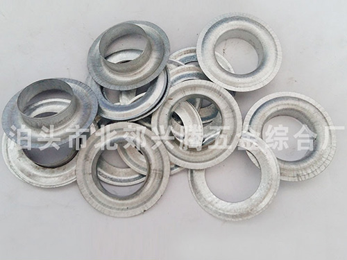 扣眼的使用要求及材料问题